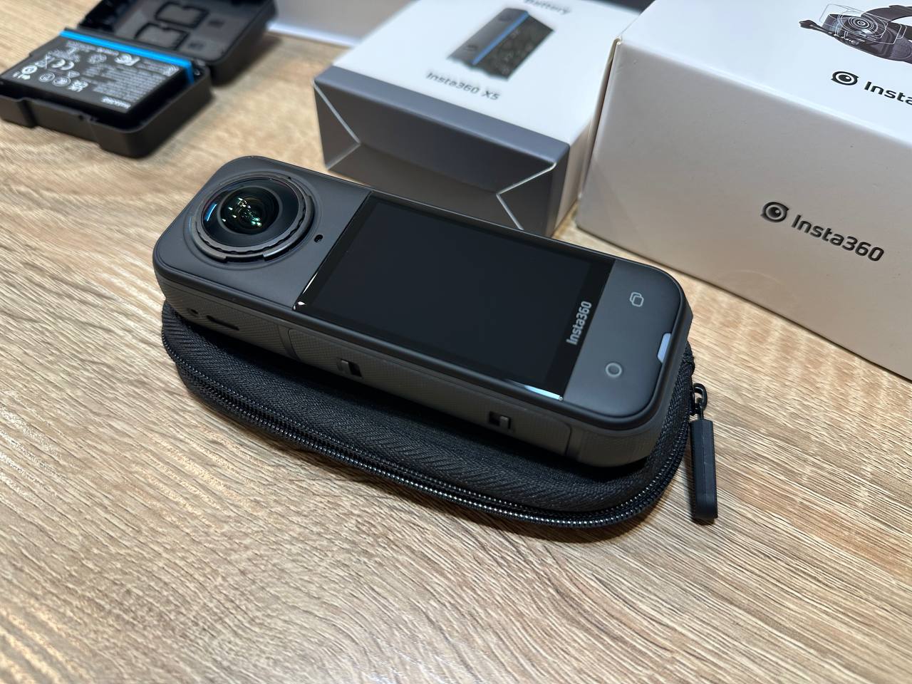 Insta360 X5 камера, стандартный комплект