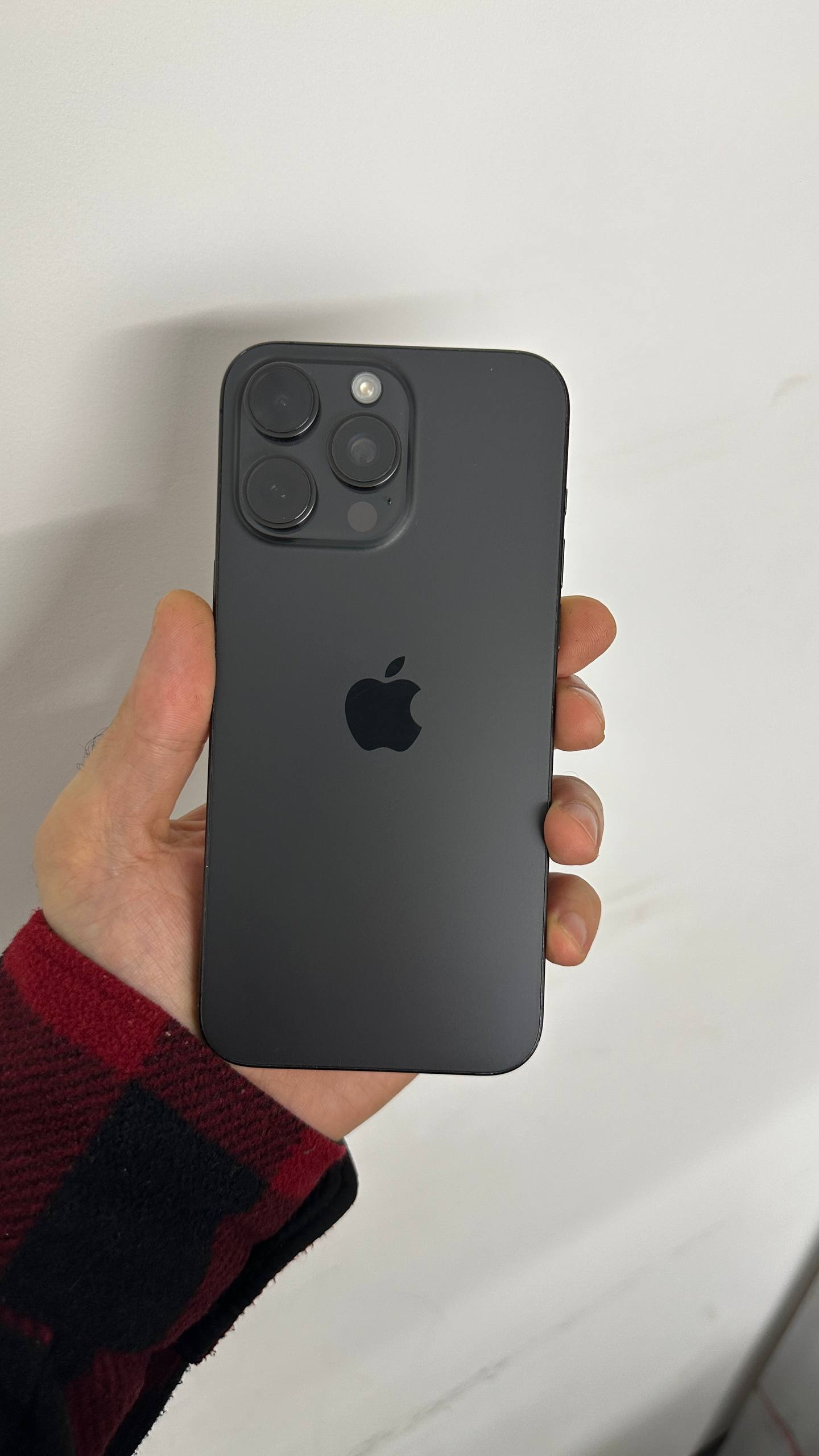 iPhone 15 Pro Max 256GB (SIM+eSIM)