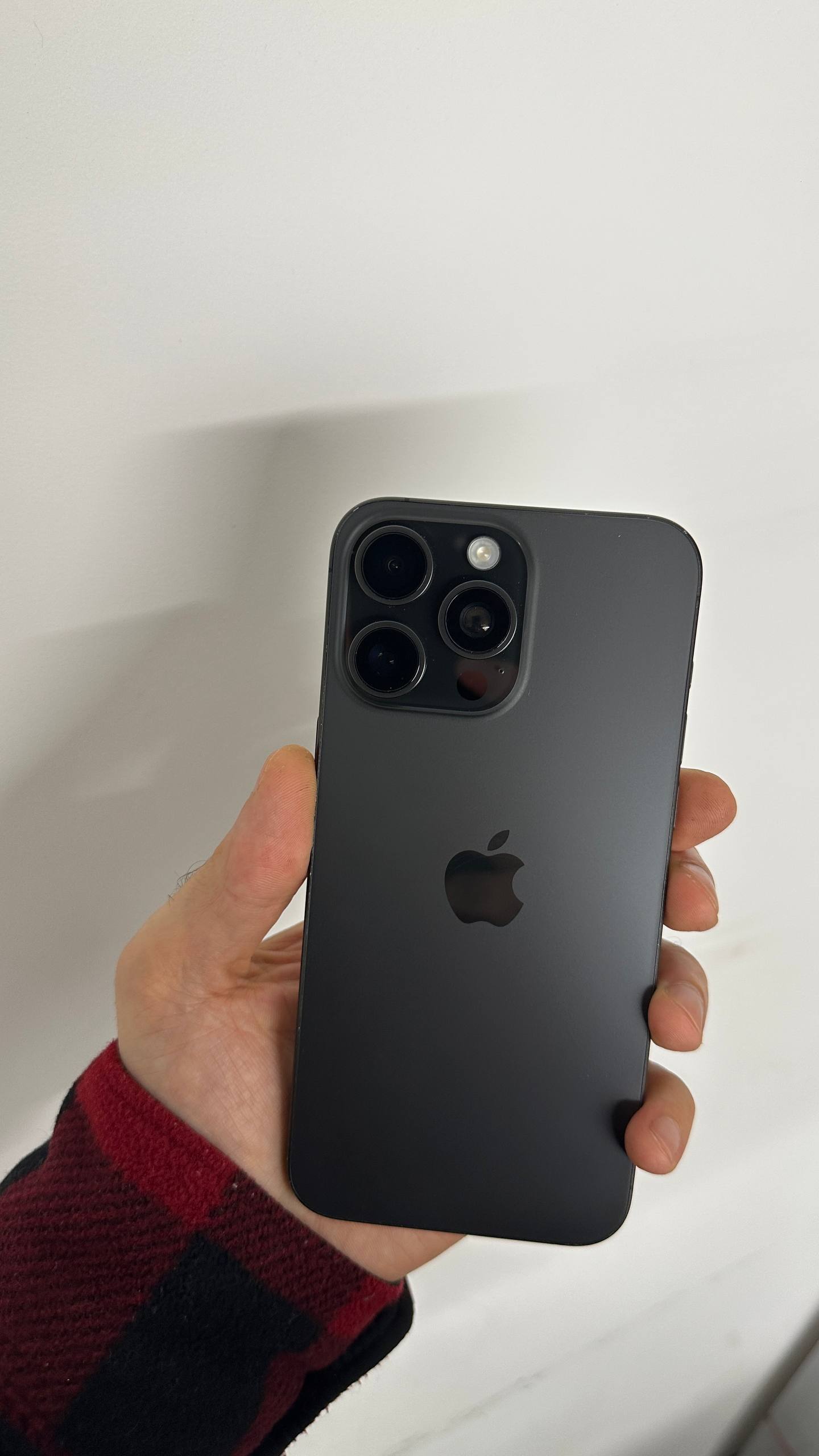 iPhone 15 Pro Max 256GB (SIM+eSIM)