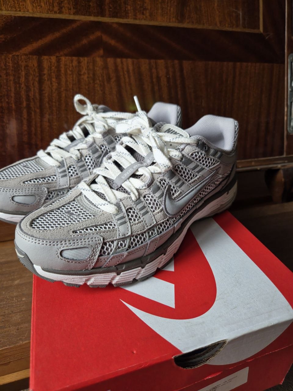 Nike P-6000 кроссовки, размер 42