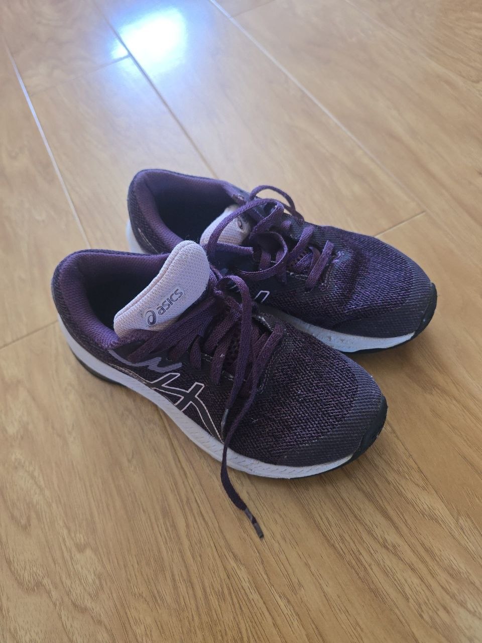 Кроссовки Asics 33 размер