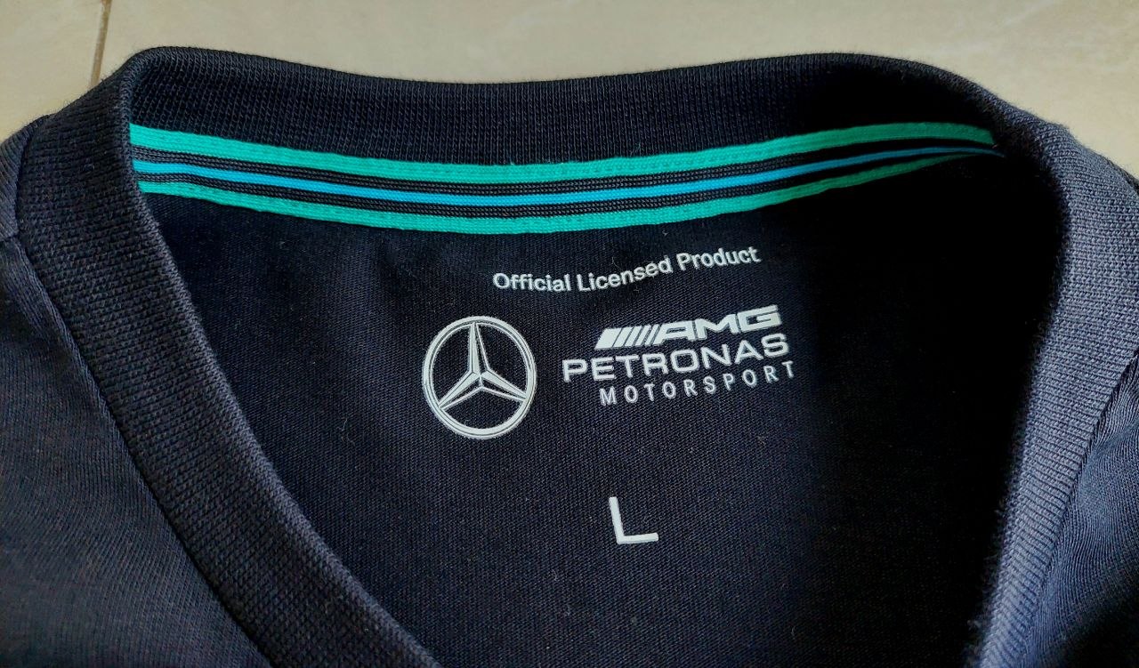 Футболка Mercedes-AMG Petronas, размер L, новая