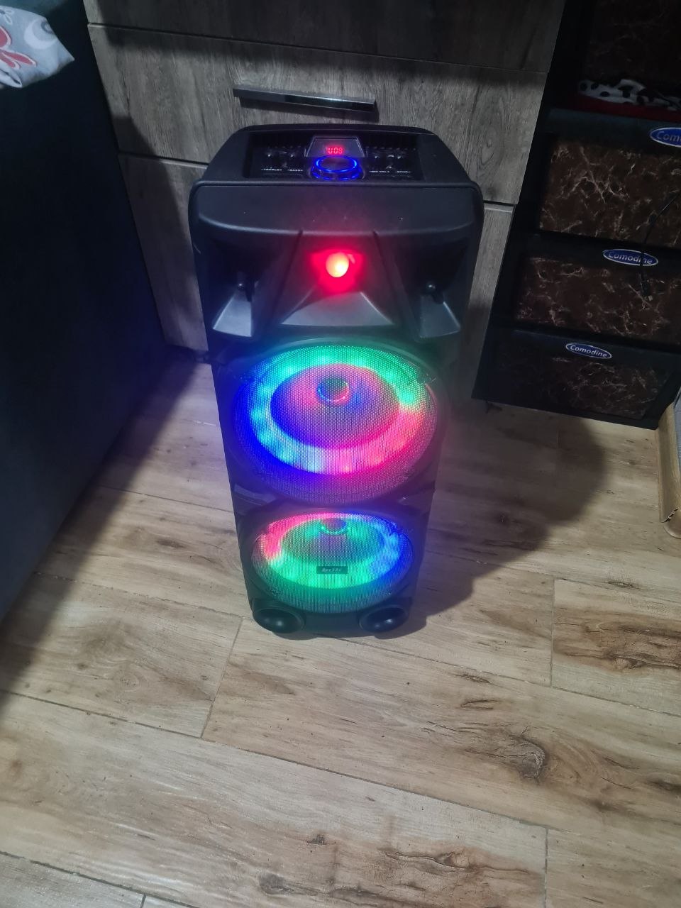 Портативная колонка Boli ZQS8810 с подсветкой