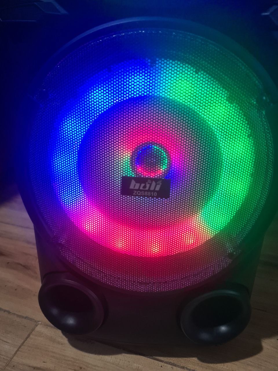 Портативная колонка Boli ZQS8810 с подсветкой
