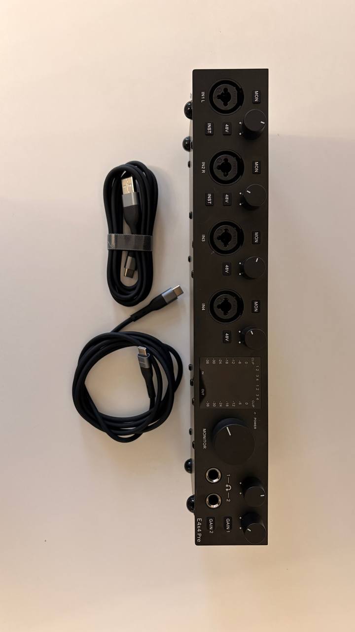 Topping Professional E4x4 Pre USB аудиоинтерфейс