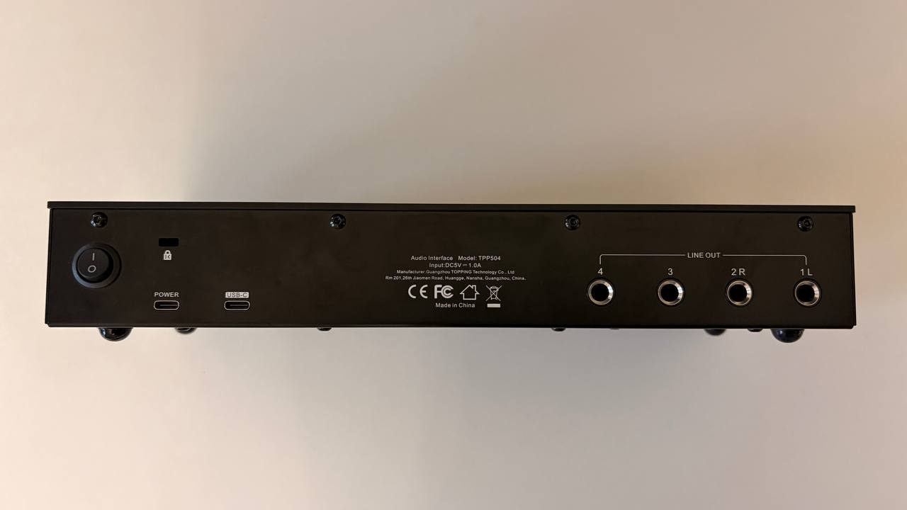 Topping Professional E4x4 Pre USB аудиоинтерфейс