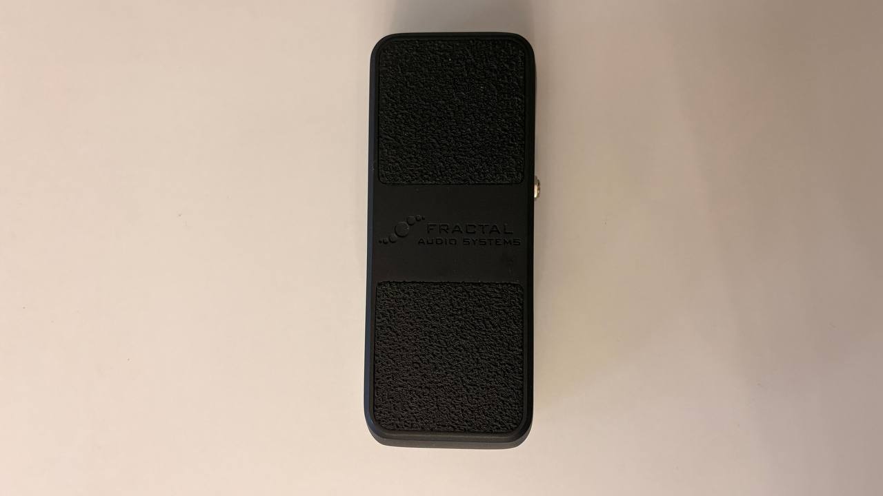 Гитарный процессор Fractal Audio FM3 + педаль экспрессии EV-2