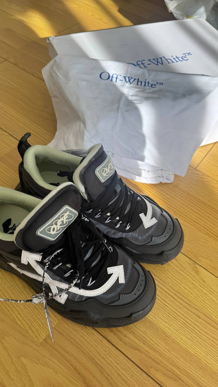 Кроссовки Off-White Odsy-1000, 44 (на 43), новые