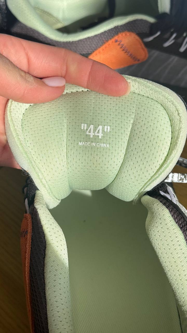 Кроссовки Off-White Odsy-1000, 44 (на 43), новые