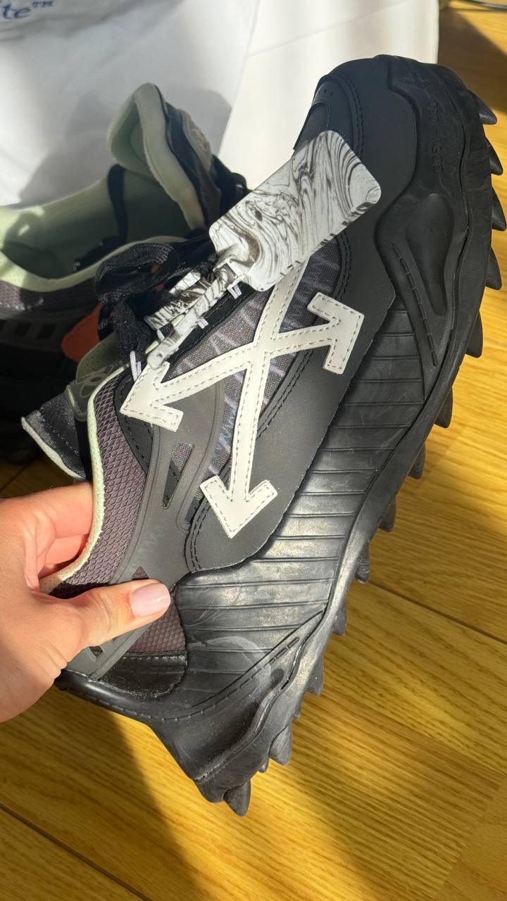 Кроссовки Off-White Odsy-1000, 44 (на 43), новые