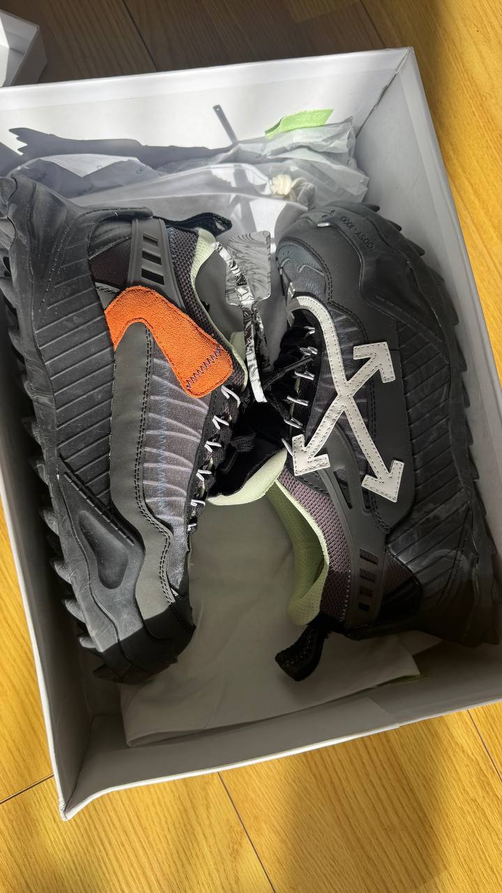 Кроссовки Off-White Odsy-1000, 44 (на 43), новые