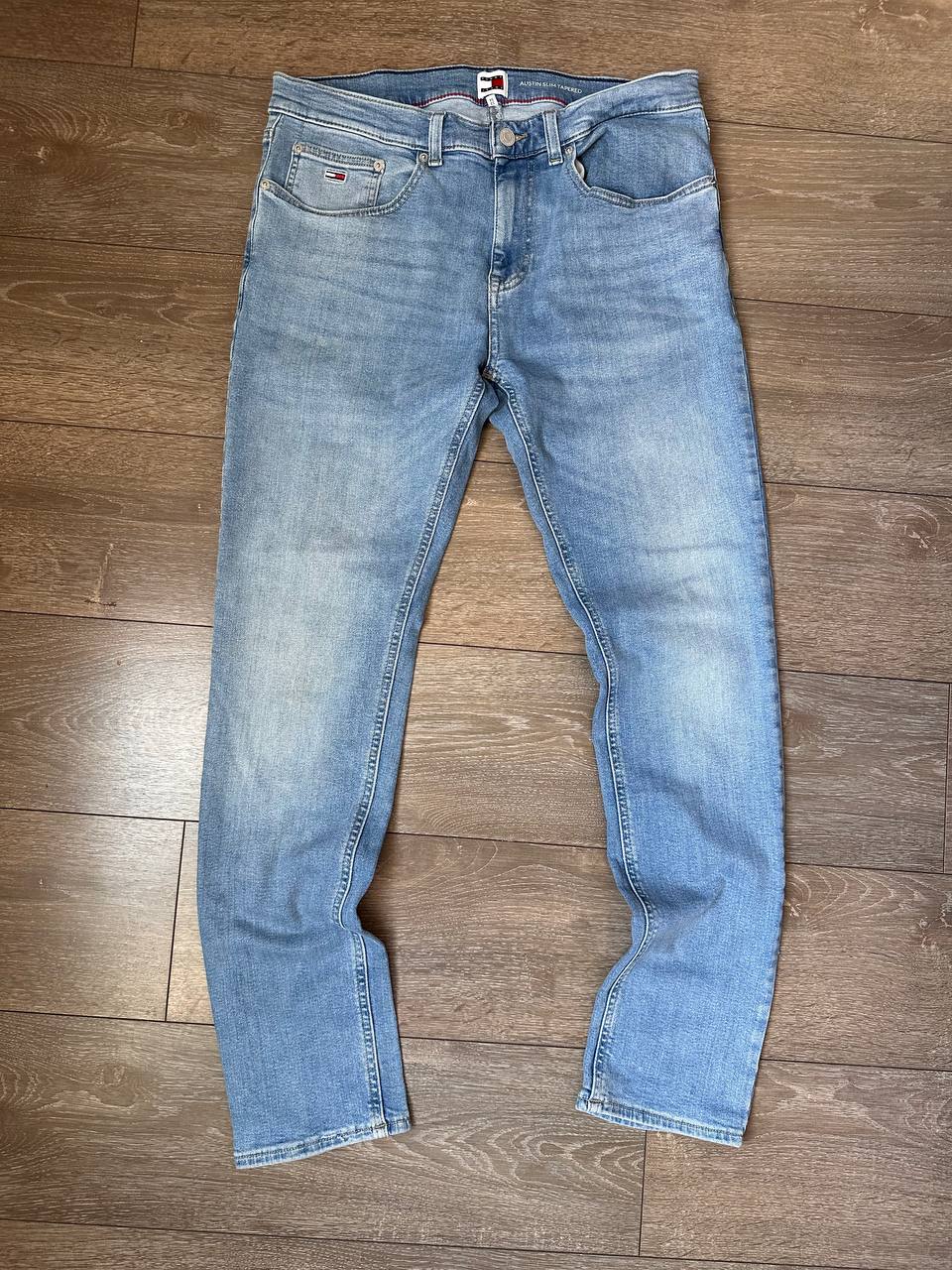 Джинсы Tommy Hilfiger, размер 33
