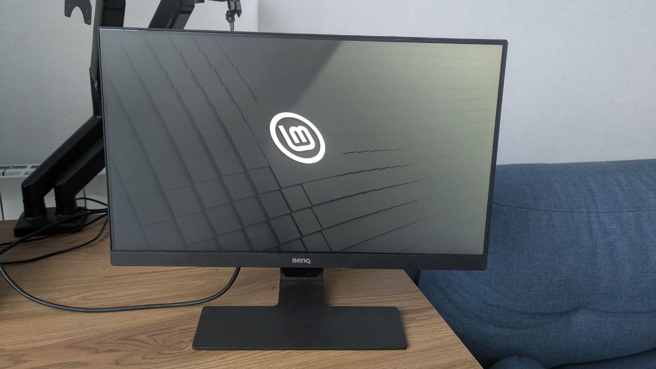 Монитор BenQ GW2280-T (GW2283) Full HD