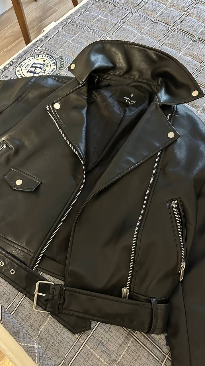 Кожаная куртка-косуха Stradivarius, размер M