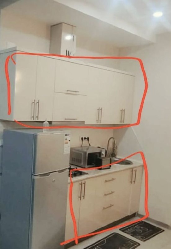 Кухонный гарнитур + варочная панель + вытяжка