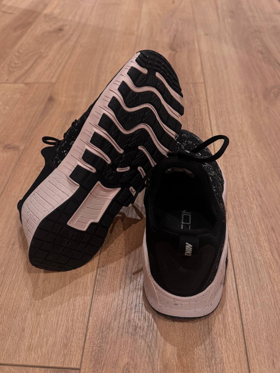 Кроссовки Nike Free Metcon 6 SE, размер 38.5