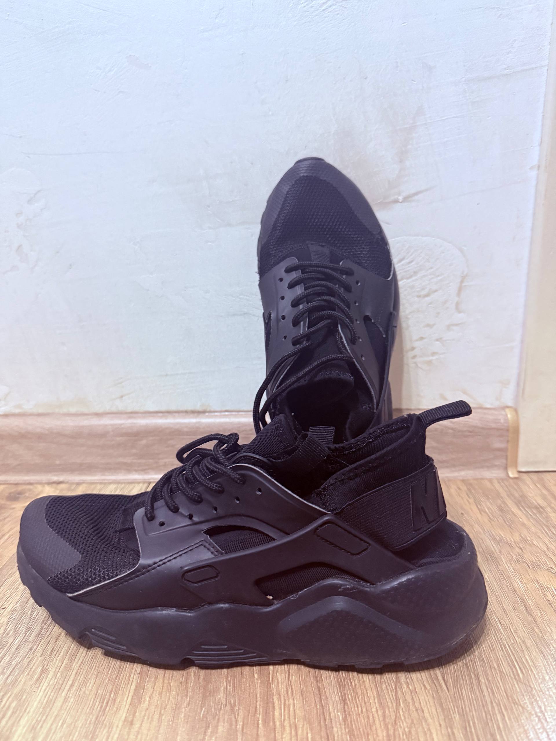 Кроссовки Nike размер 38-39
