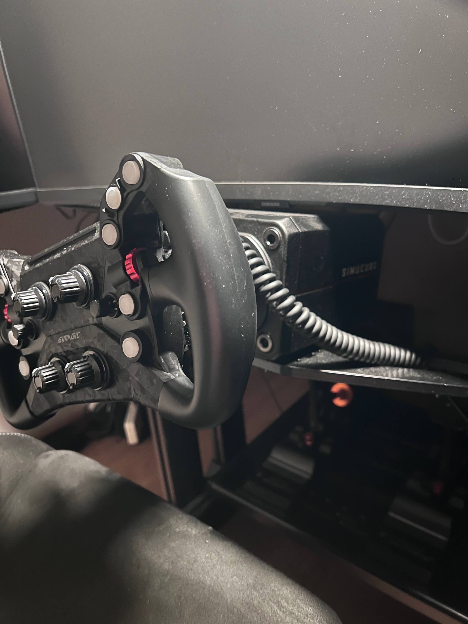 Simucube 3 Pro руль с quick release и GT Neo