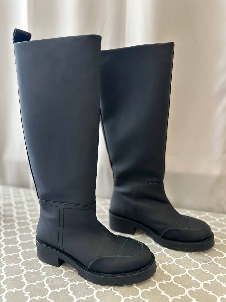 Сапоги Zara прорезиненные, размер 37-38