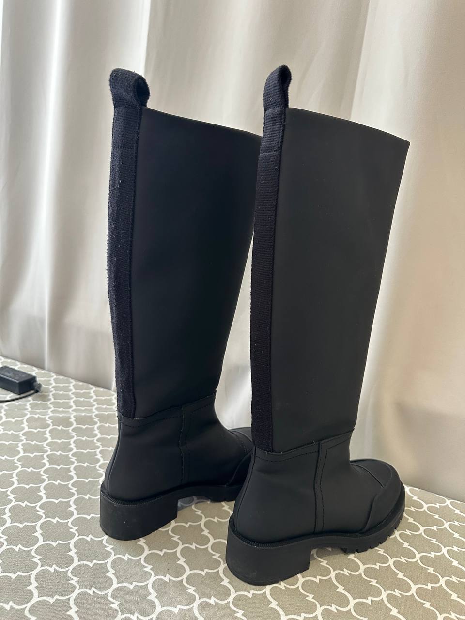 Сапоги Zara прорезиненные, размер 37-38