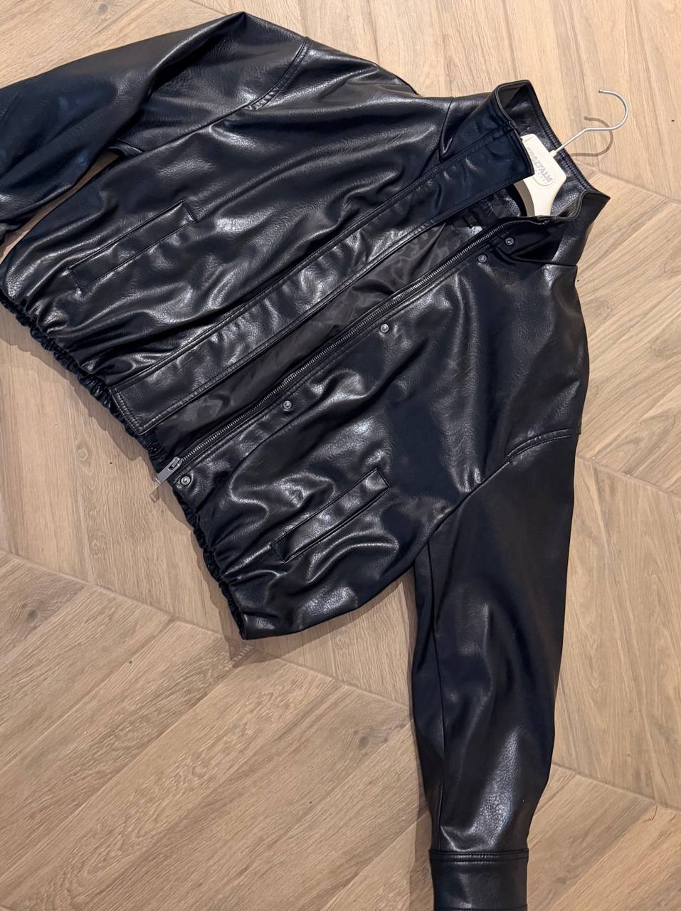 Кожаная куртка бомбер ZARA, размер M