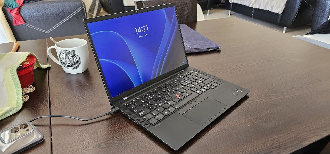 Lenovo ThinkPad X1 Carbon Gen 9 (i5-1145G7, 16GB, 256GB SSD)