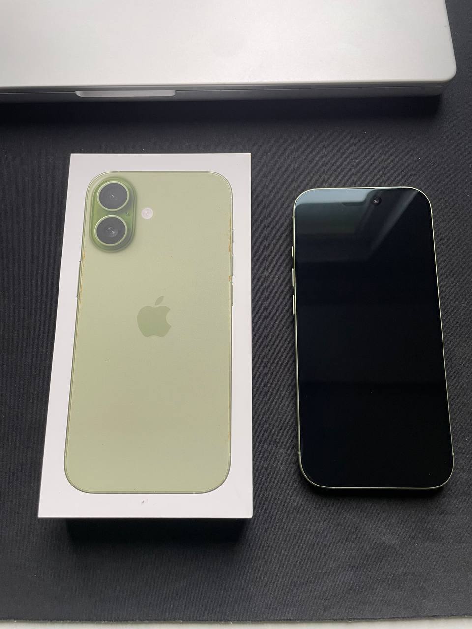 iPhone 17 Sage (E-Sim)