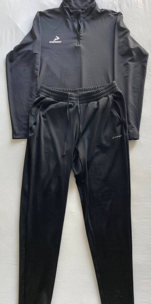 Спортивный костюм Under Armour, размер M (50-52)