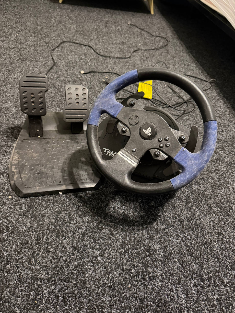 Thrustmaster T150 игровой руль