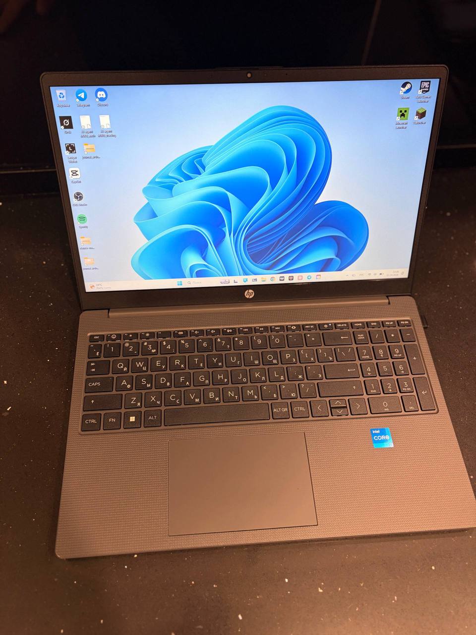 Ноутбук HP 250 G10, i5-1334U, 16GB, 512GB SSD