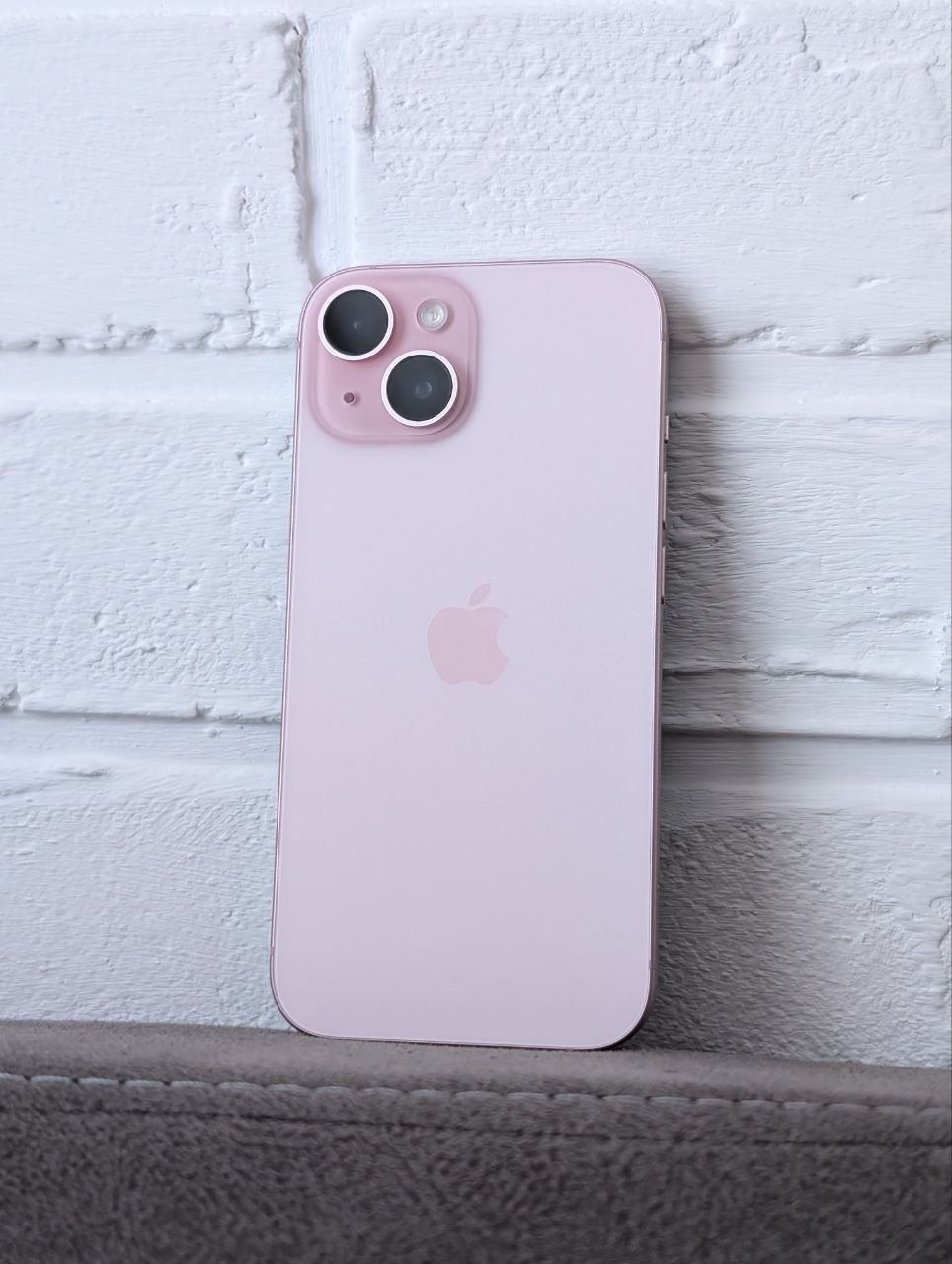 iPhone 15 128 ГБ SIM + eSIM