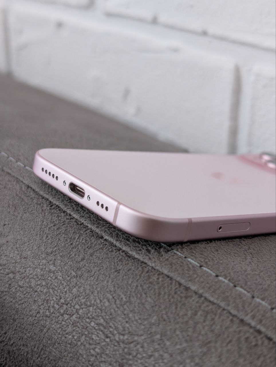 iPhone 15 128 ГБ SIM + eSIM