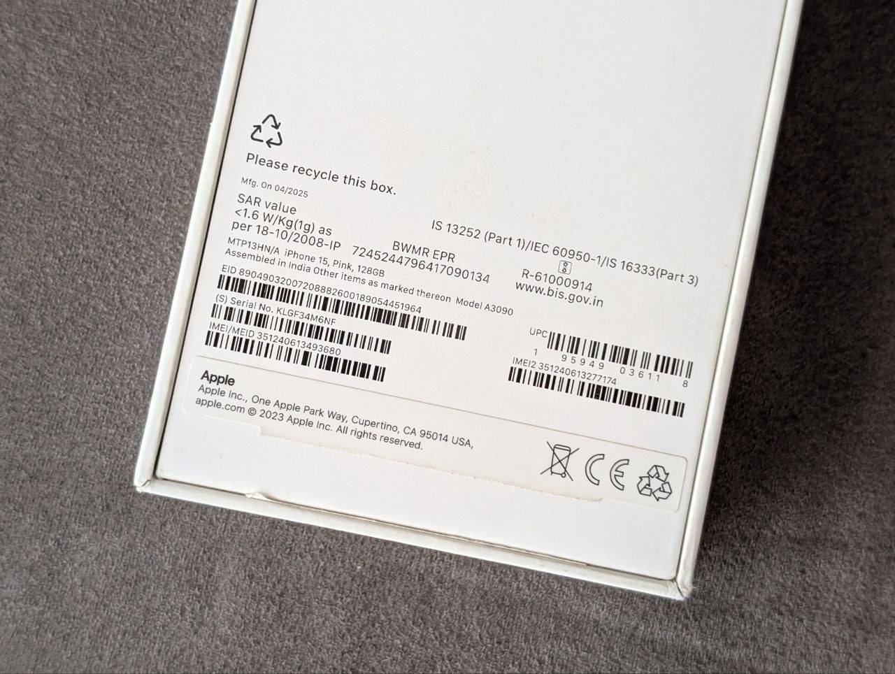 iPhone 15 128 ГБ SIM + eSIM