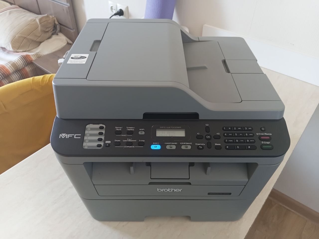 МФУ Brother MFC-L2700DWR 4 в 1 (принтер, сканер, ксерокс, факс)