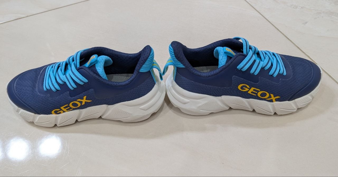 Кроссовки детские GEOX, размер 34
