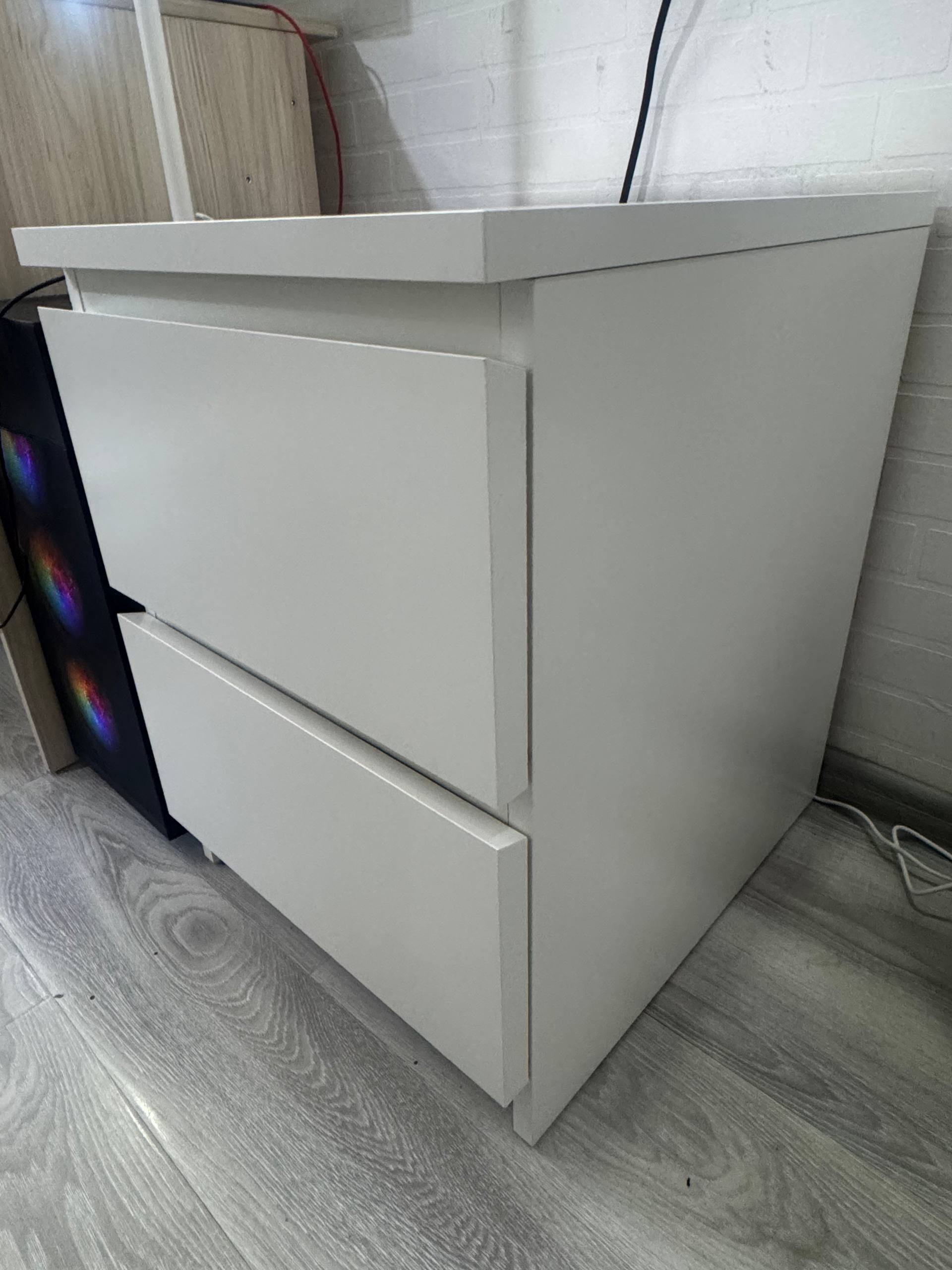 Тумба IKEA с двумя ящиками, белая