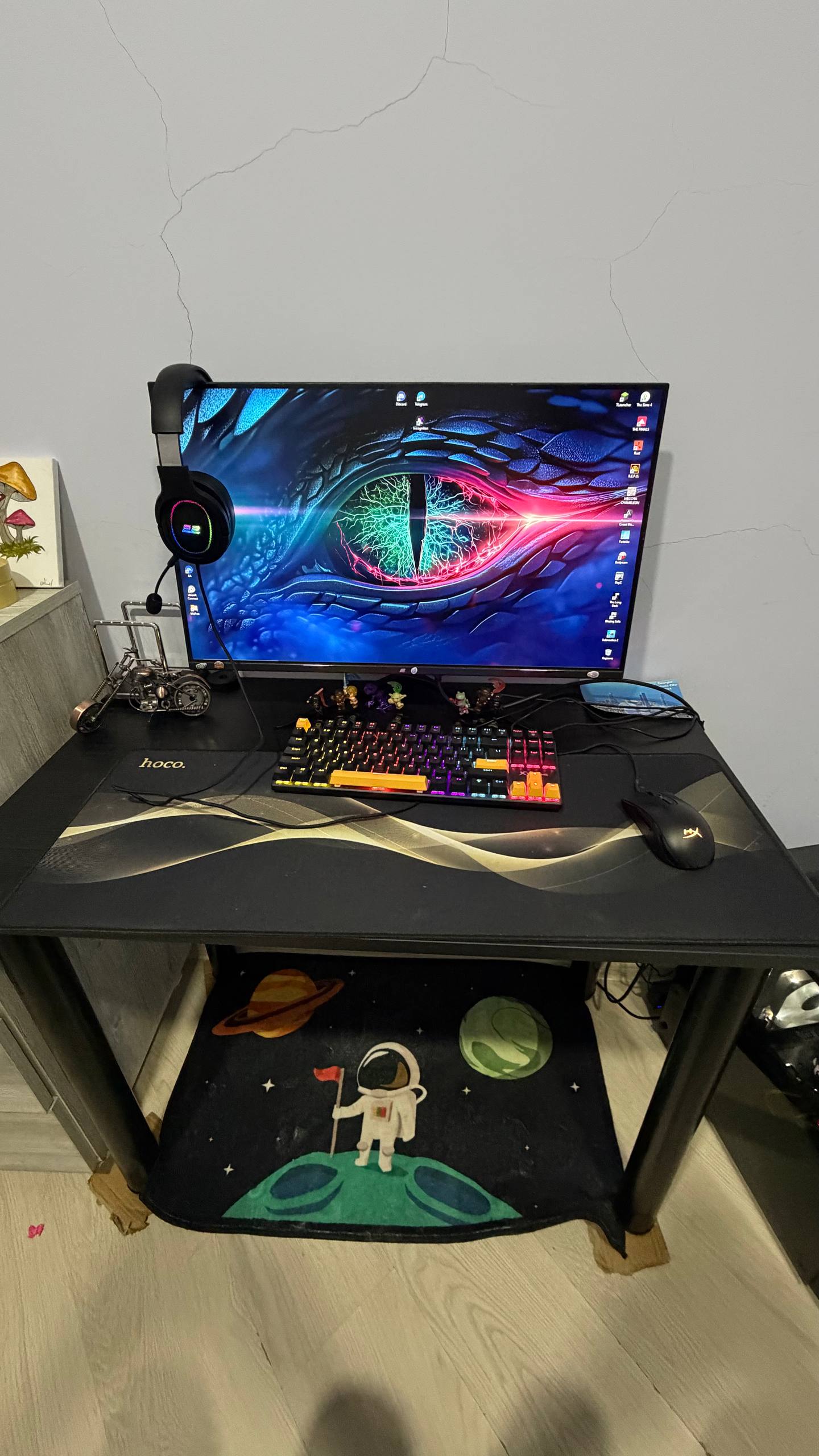 Игровой ПК Intel Core i7-8700K + GTX 1080 + монитор, клавиатура, мышь, наушники,