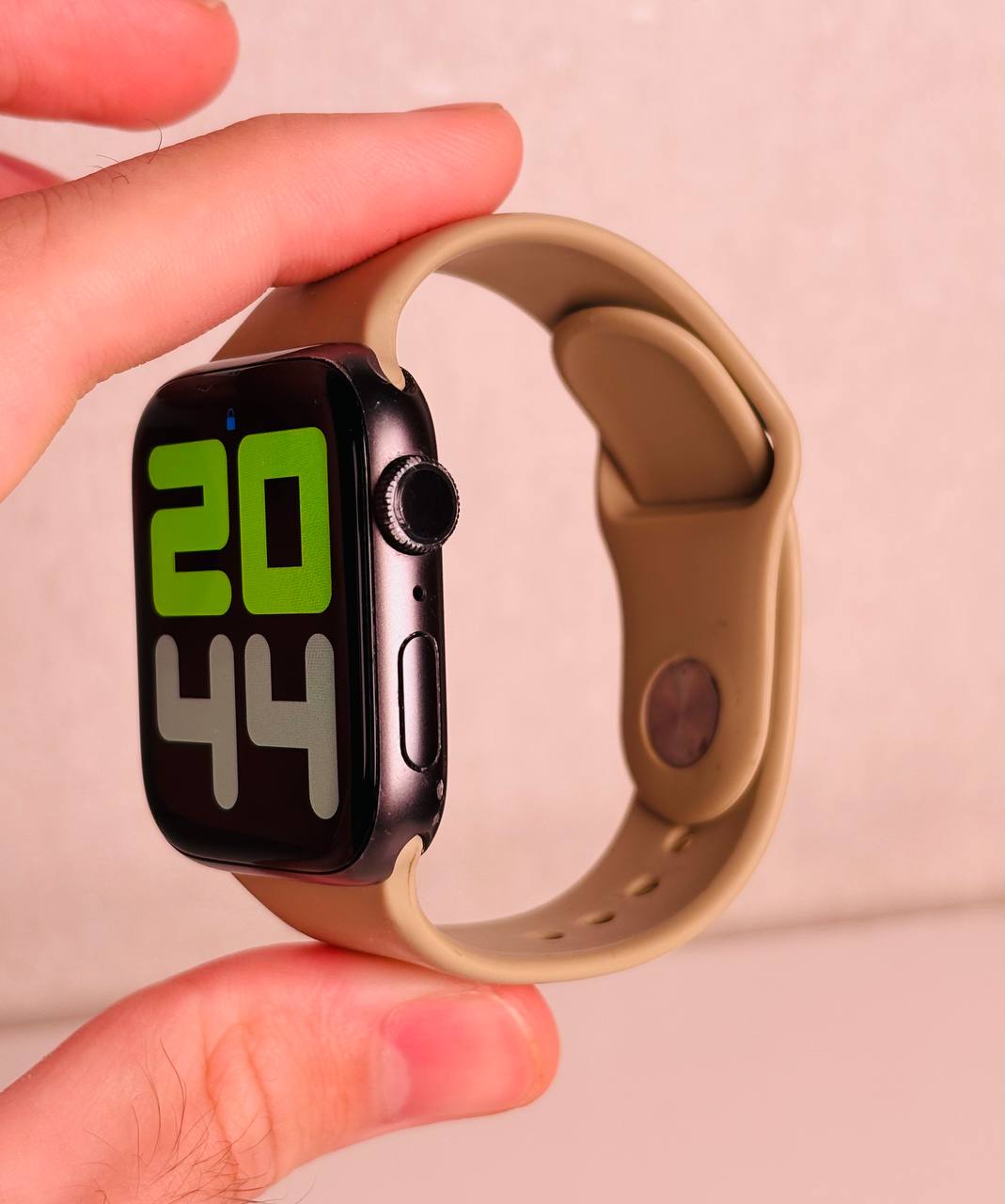 Apple Watch 4, 44mm