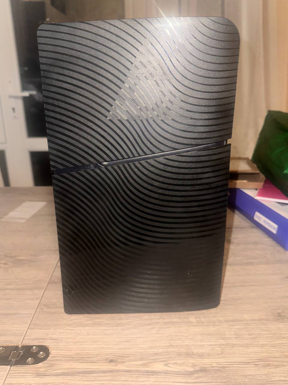 PlayStation 5 Slim 1TB Carbon Edition