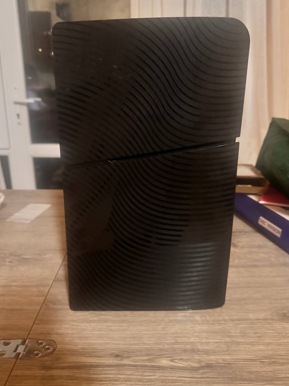 PlayStation 5 Slim 1TB Carbon Edition
