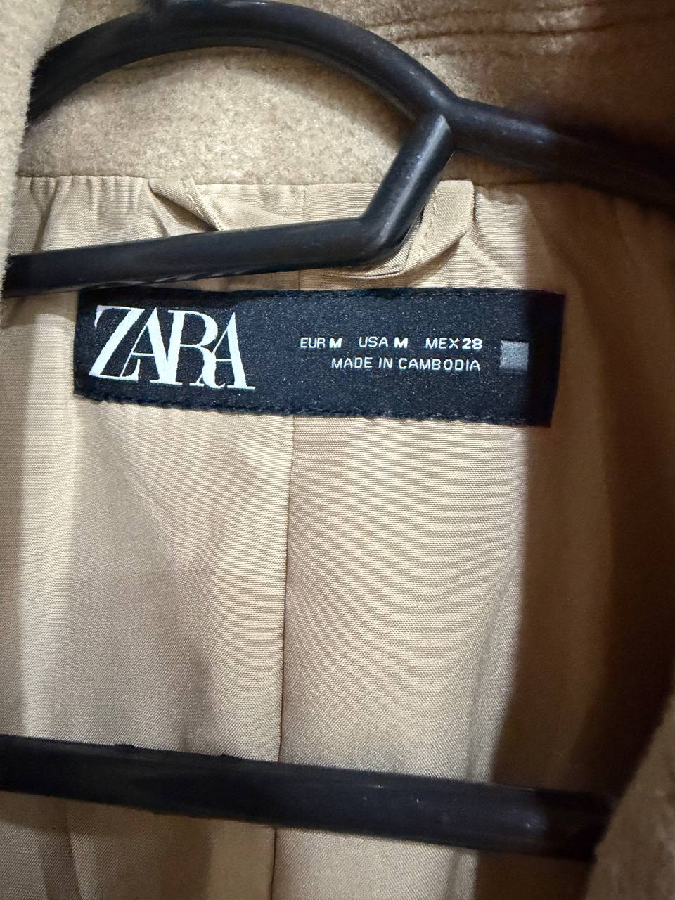 Пальто ZARA бежевое, размер M