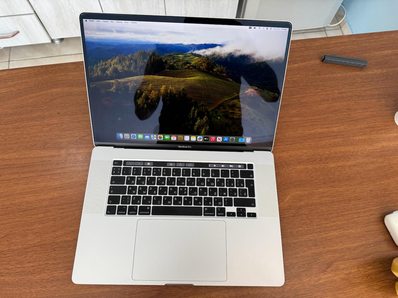 MacBook Pro 16" 2019 Intel Core i7 16/512