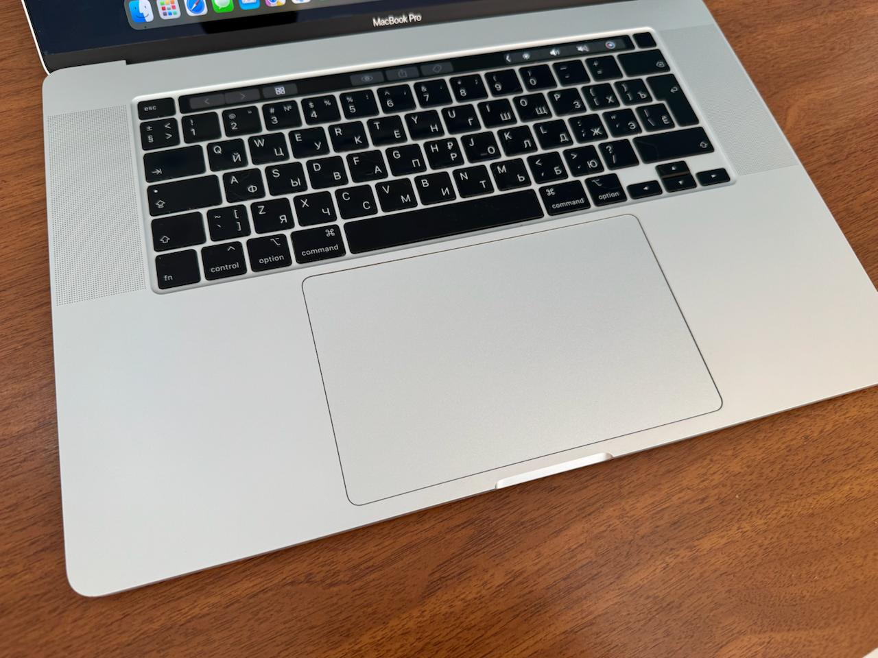 MacBook Pro 16" 2019 Intel Core i7 16/512