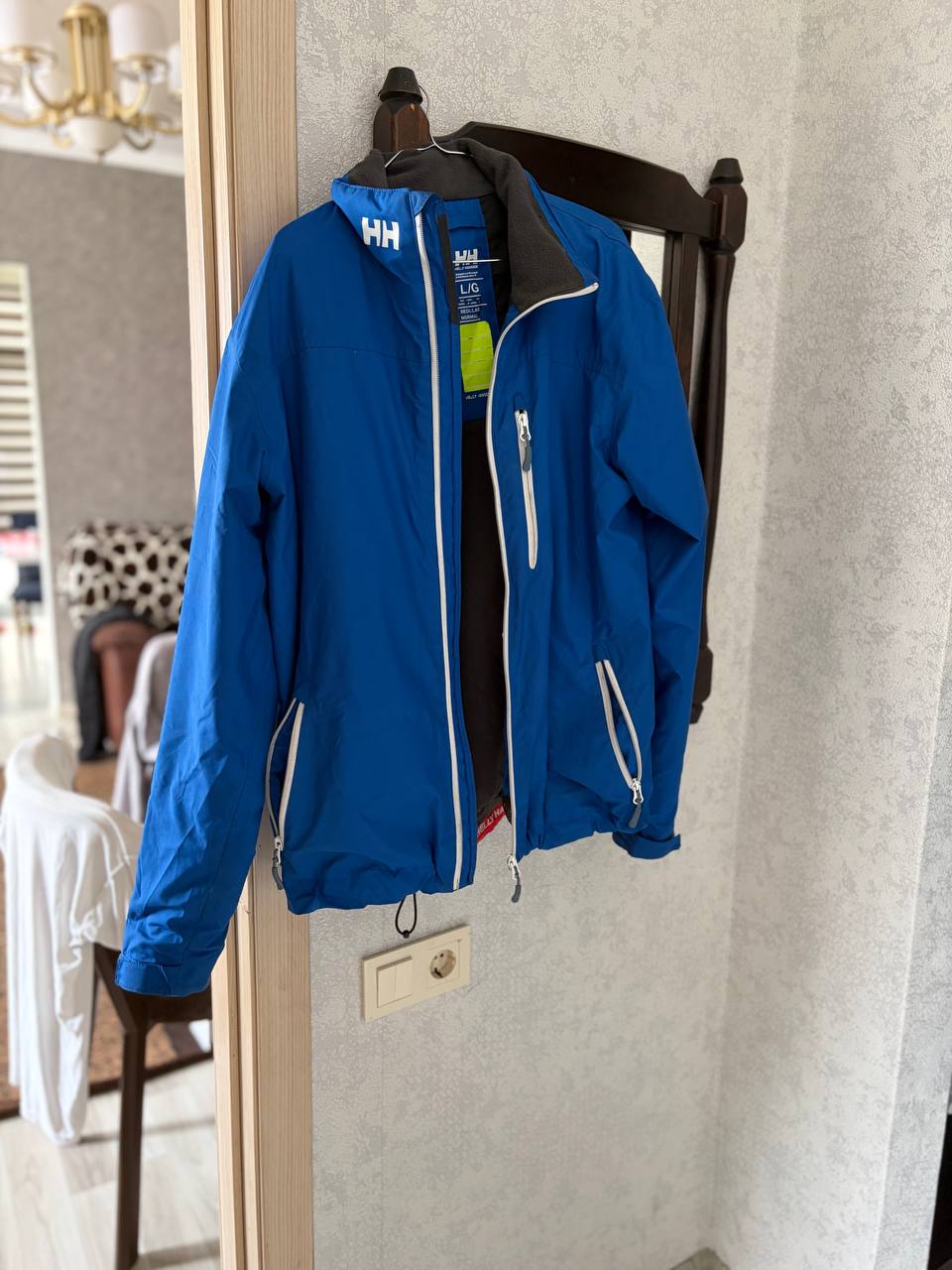 Куртка HELLY HANSEN размер L