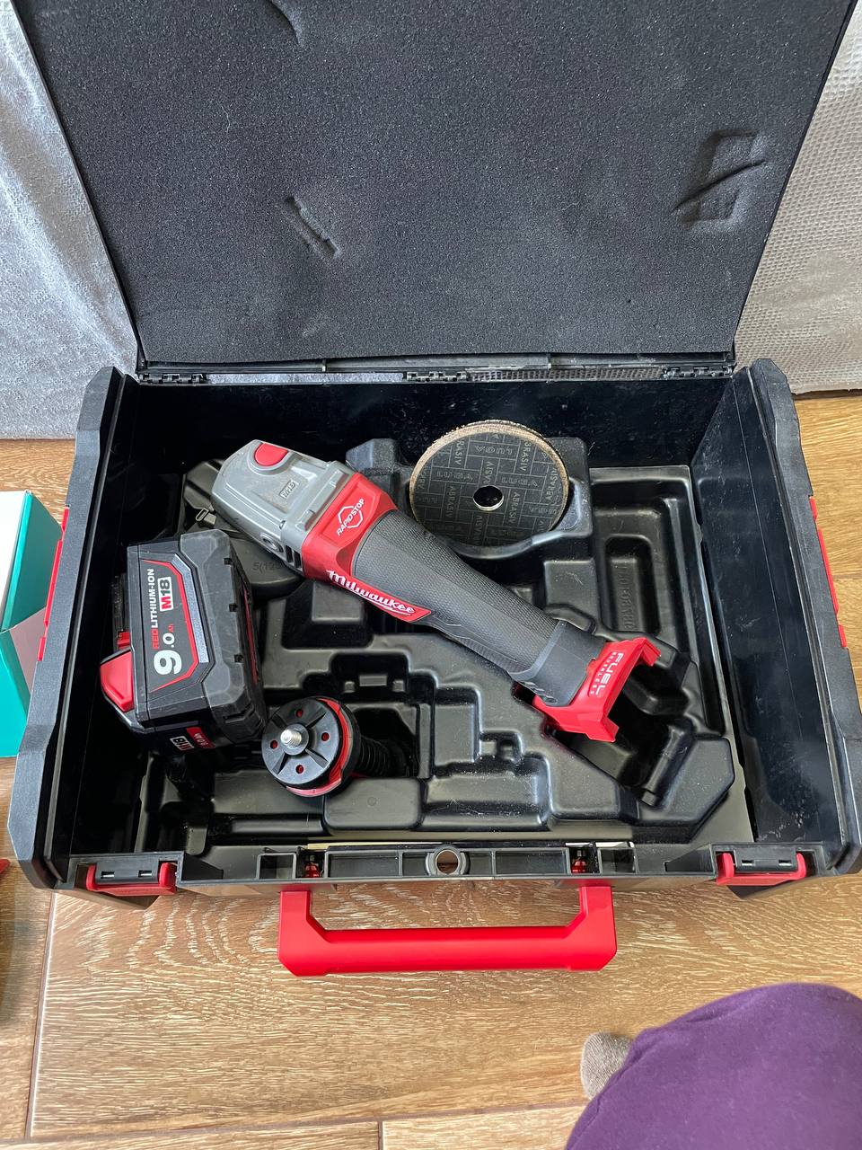 Milwaukee M18 FUEL CAG125XPDB углошлифовальная машина 125 мм с аккумулятором 9.0