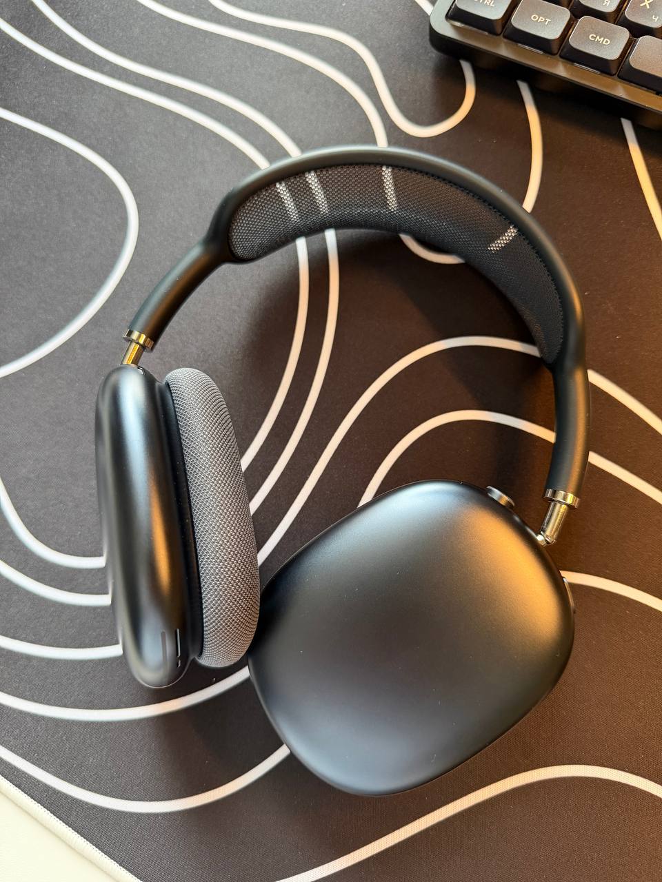 Apple AirPods Max 2