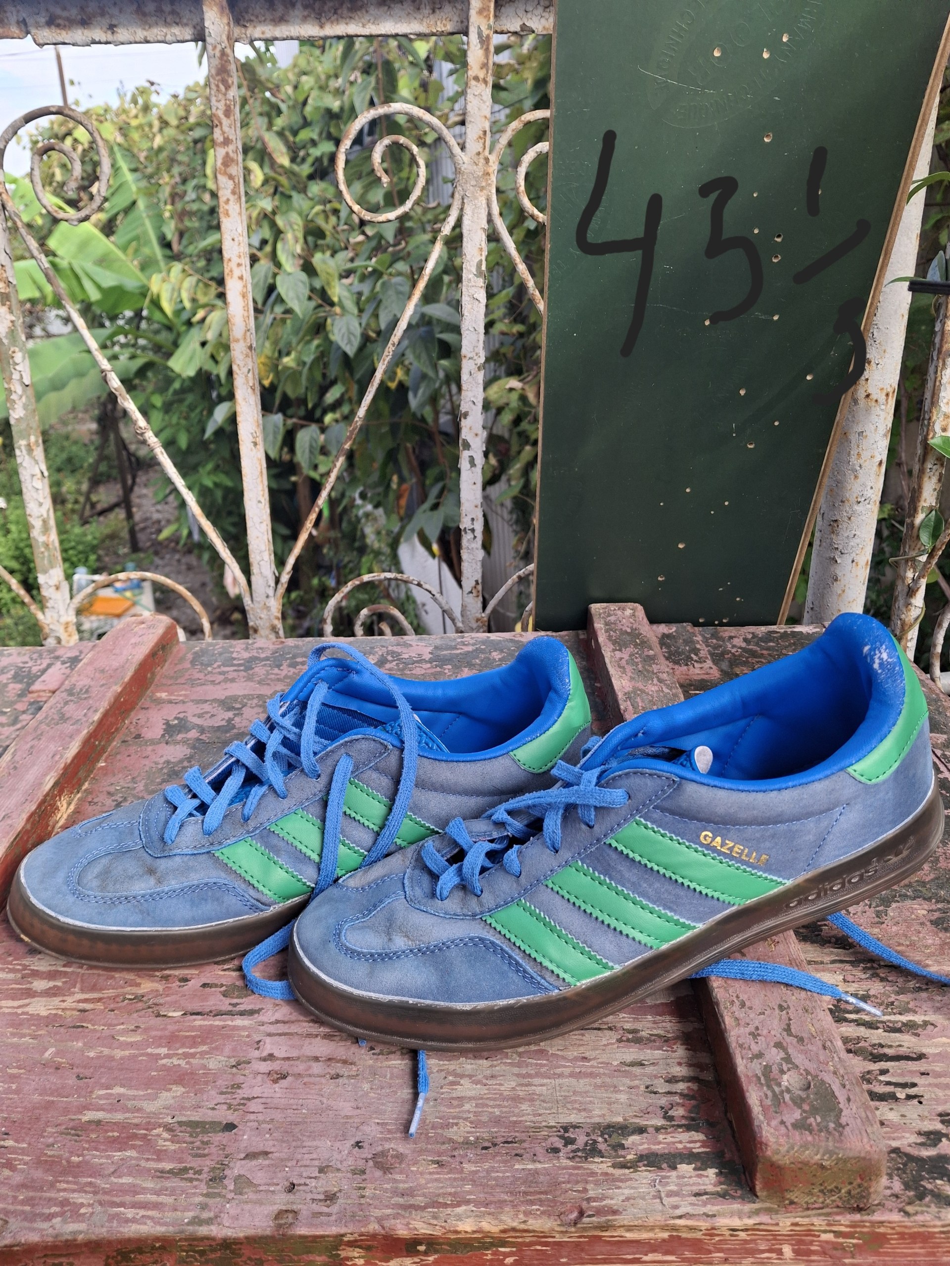 Adidas кроссовки