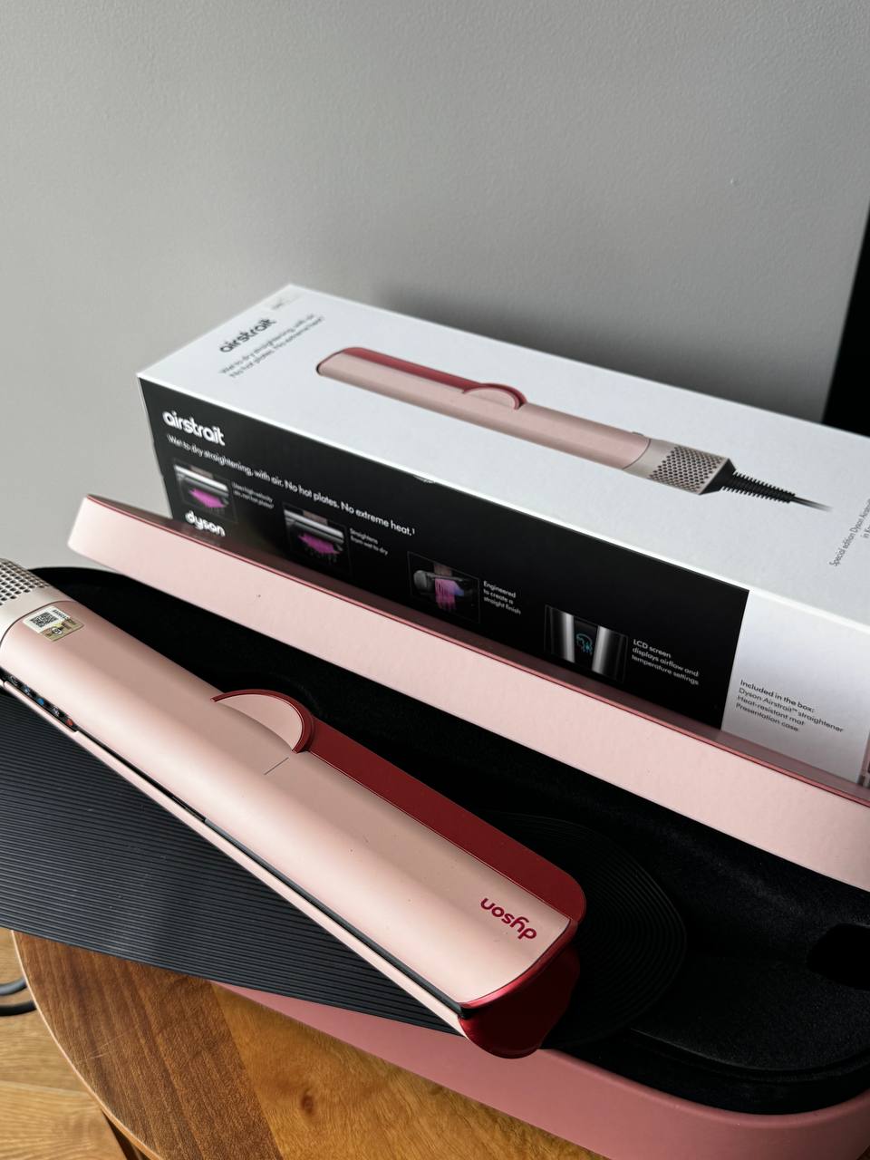 Dyson Airwrap стайлер