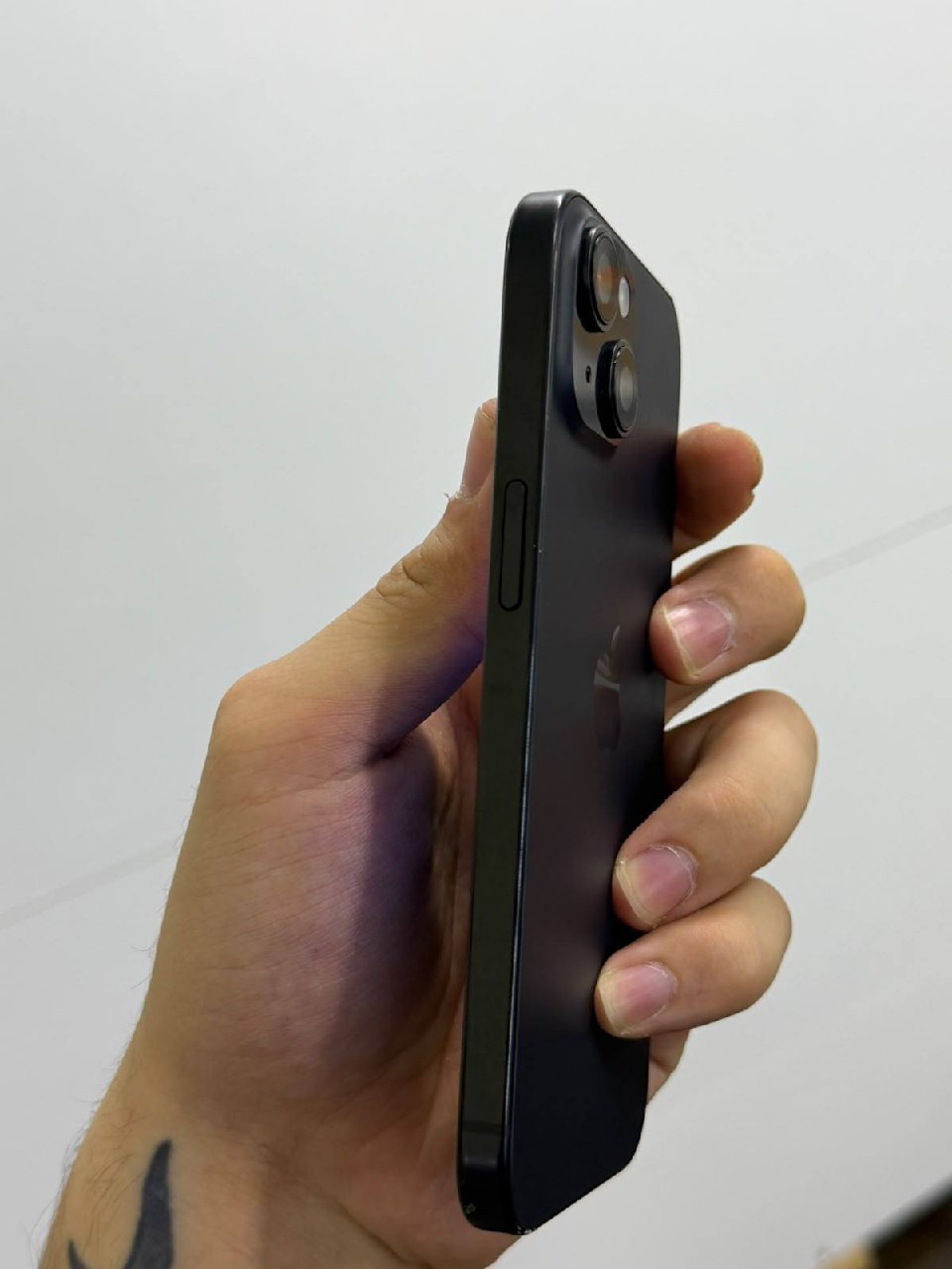 iPhone 15 128GB