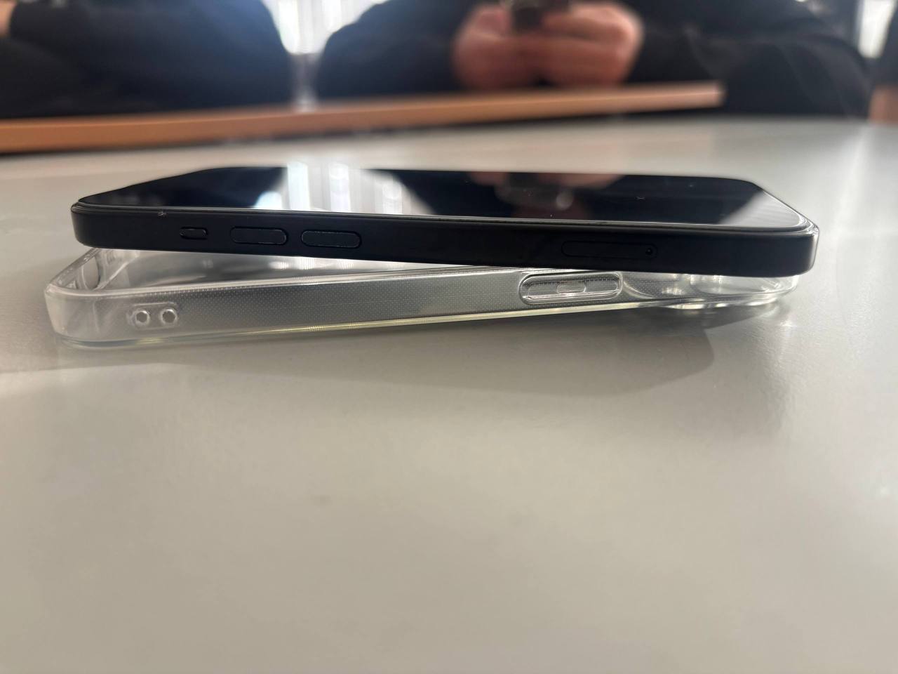 iPhone 15 128GB черный